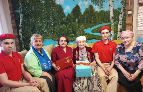 В Кайбицком районе поздравили тружеников тыла и вдов ветеранов