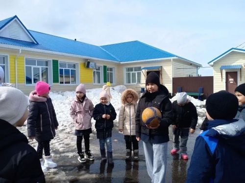 В Кушманской школе возрождают традиции дворовых игр!
