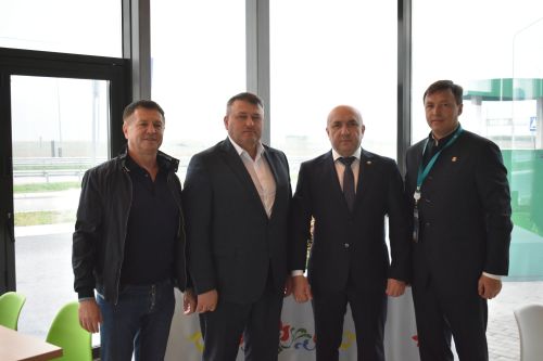 Председатель Кабмина Чувашской Республики посетил автозаправку на дороге М-12 в Кайбицком районе