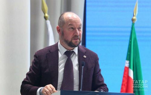 Асгат Сафаров поздравил коллектив «Татмедиа» с Днем печати