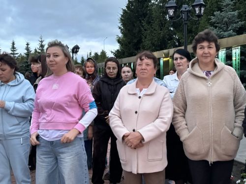 По случаю Дня памяти и скорби 21 июня у мемориального комплекса в селе Большие Кайбицы зажглись свечи в память о павших героях