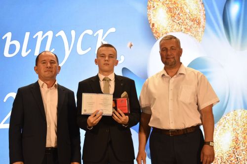 В Кайбицком районе состоялся единый выпускной