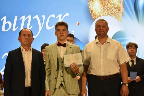 В Кайбицком районе состоялся единый выпускной