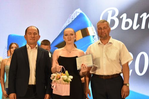 В Кайбицком районе состоялся единый выпускной