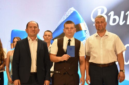 В Кайбицком районе состоялся единый выпускной