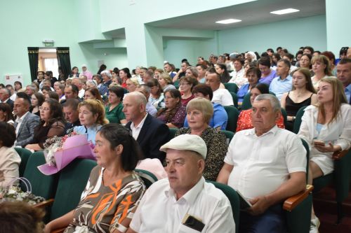 В Кайбицком районе состоялся единый выпускной