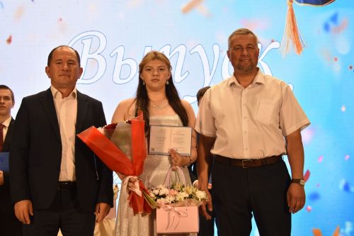 В Кайбицком районе состоялся единый выпускной