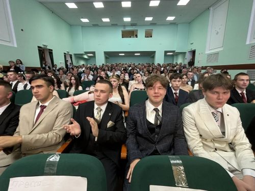 В Кайбицком районе состоялся единый выпускной