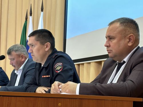 В Кайбицком муниципальном районе состоялось расширенное заседание комиссии по обеспечению безопасности дорожного движения