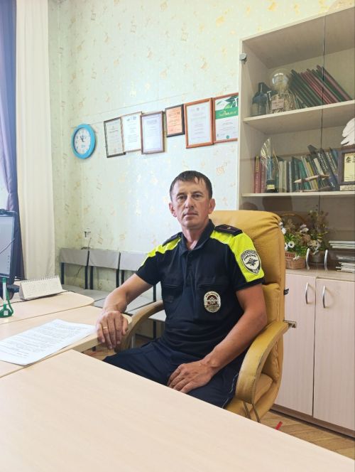 Начальник ОГИБДД Кайбицкого района Ильфат Ахметов: «Безопасность детей на дорогах — дело общее»