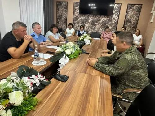 В Кайбицах состоялся совместный прием граждан с участием заместителя прокурора района и главы района для участников СВО и членов их семей