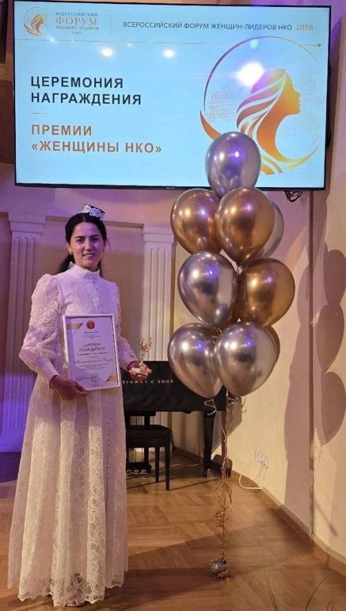 Резеда Маматаджиева 44 раза лично сопровождала десятки тонн гумпомощи на передовую в зону СВО на грузовиках и «Газелях»