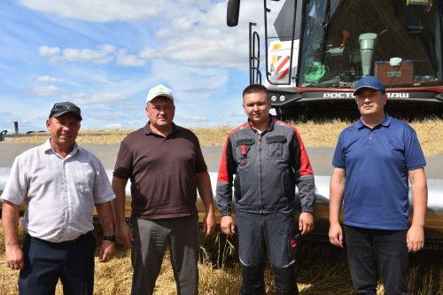Продолжается уборочная кампания в хозяйствах Кайбицкого района