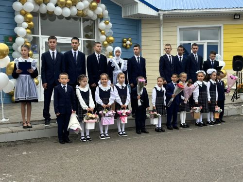 Кошман мәктәбендә кыңгырау чыңы яңа уку елына юл ачты