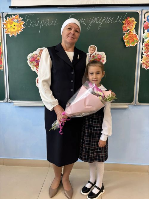 Кошман мәктәбендә кыңгырау чыңы яңа уку елына юл ачты