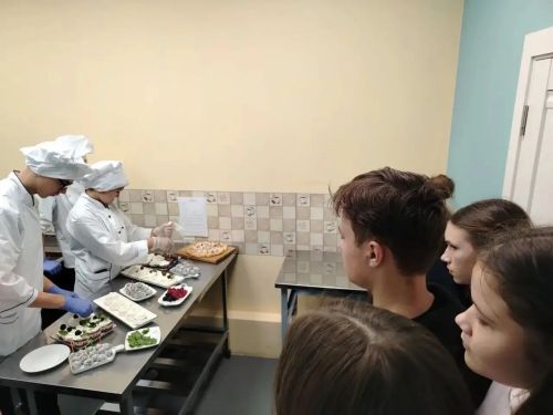 Агрокласс Чутеевской школы: экскурсия в Апастовский аграрный колледж