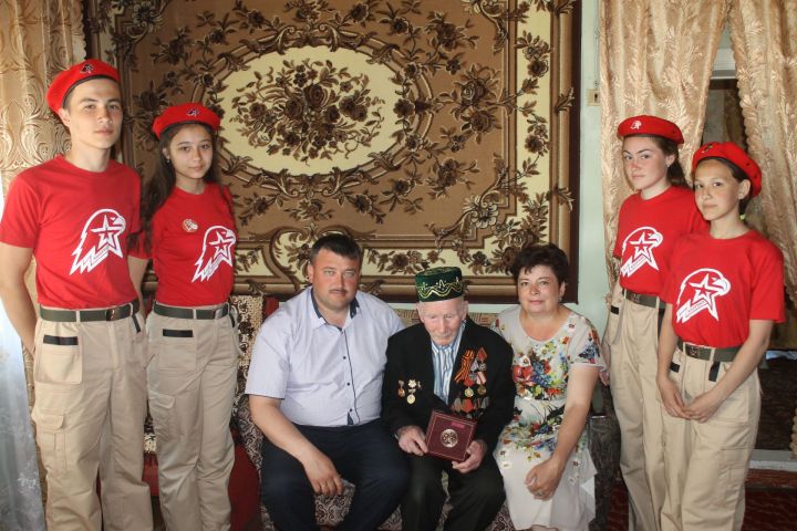 Кайбыч районының Бөек Ватан сугышы ветераннары медальләр алды