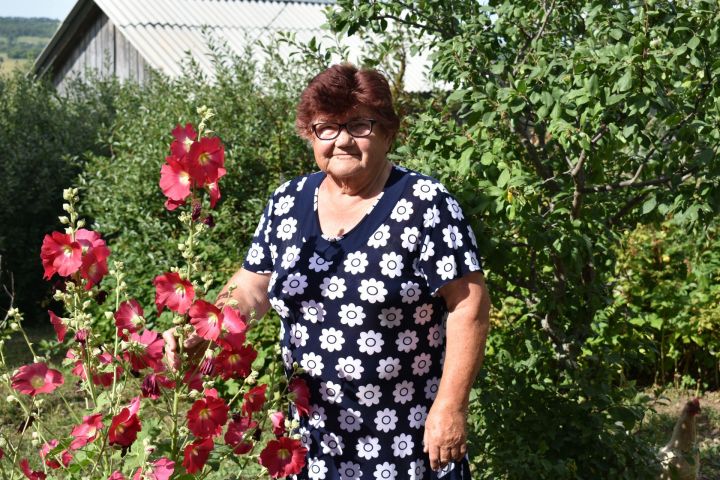 Валентина Корнилова помогает родному селу