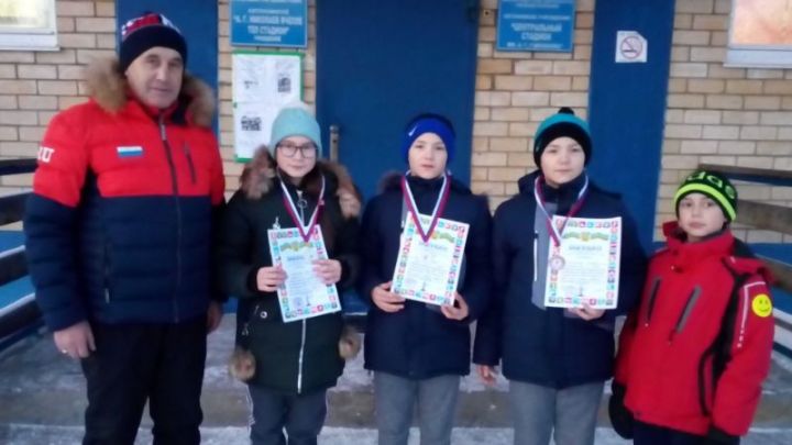 Кайбицкие конькобежцы вернулись с победой из Новочебоксарска