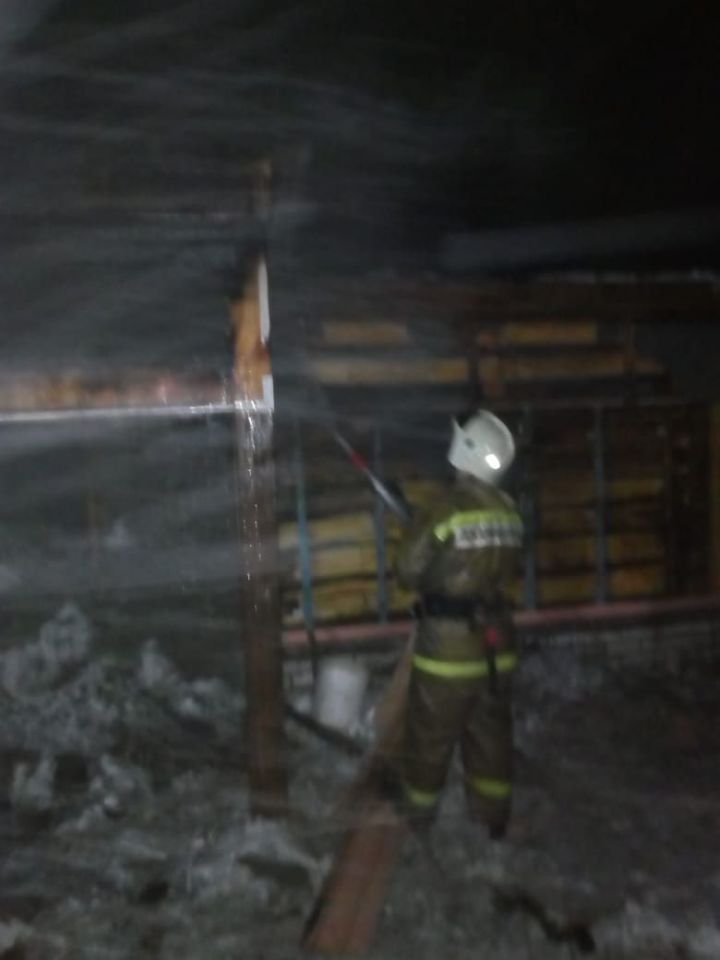 В новогоднюю ночь в Кайбицком районе случился пожар