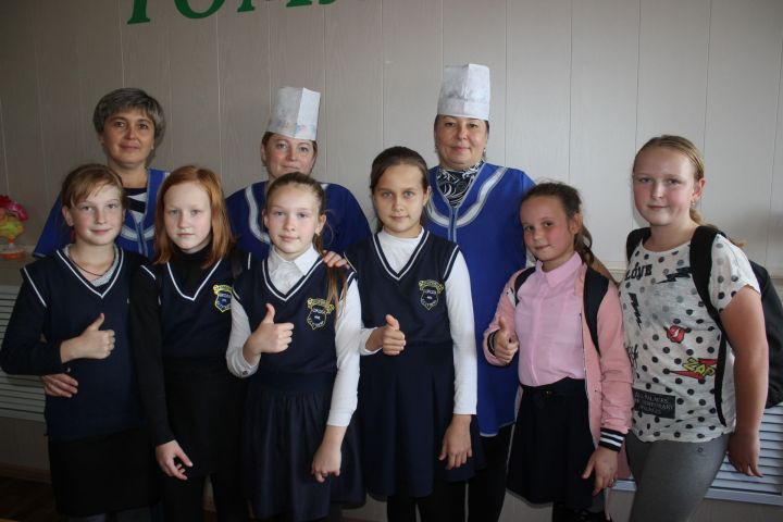 В Федоровской школе повара готовят как мамы