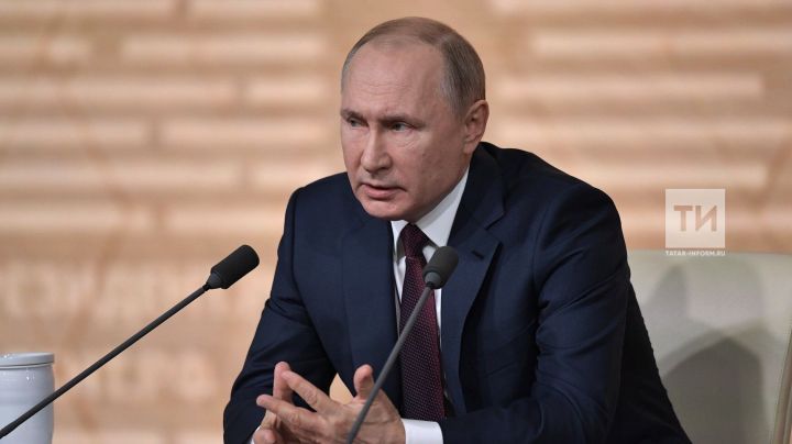 Путин: Заводов по переработке мусора должно быть больше
