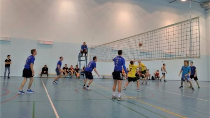 В Кайбицком районе проходит чемпионат по волейболу  среди команд сельских поселений