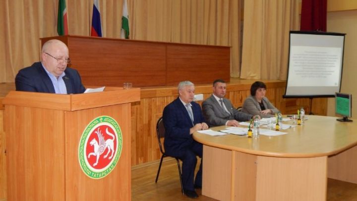 В Кайбицах учительский профсоюз обсудил исполнение Соглашения