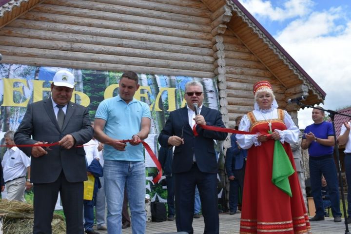 В Большом Подберезье открыли музей землепашества и сельского быта
