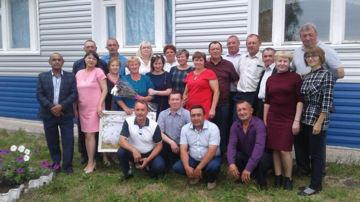 Выпускники возвращаются в Ульянковскую школу