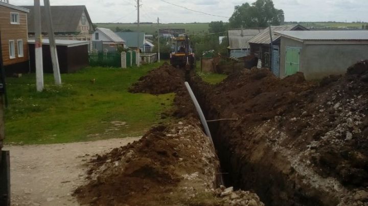 В селе Янсуринское провели водопровод