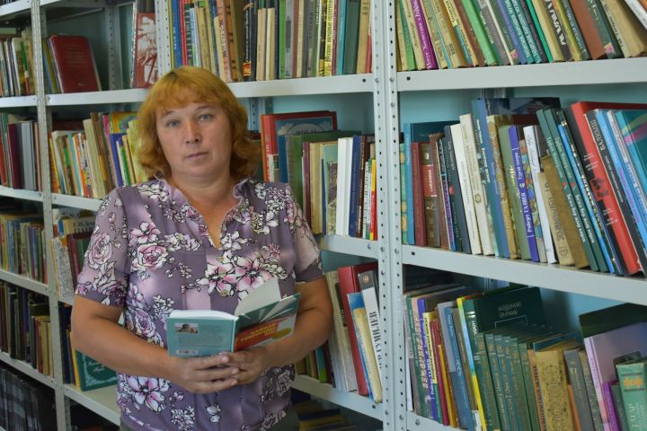 Библиотекарь из Хозесанова прочитала несколько тысяч книг