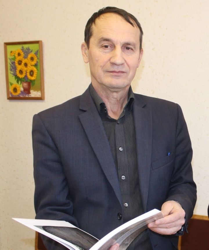 Рамис Хаялиев всегда на связи с районной газетой