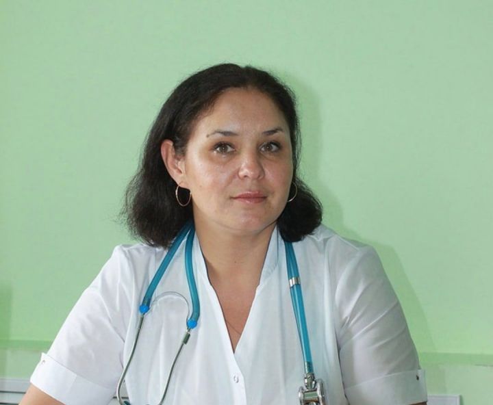 Главный врач Кайбицкой ЦРБ Гульнара Сафиуллина: Не занимайтесь самолечением COVID, обращайтесь к врачам