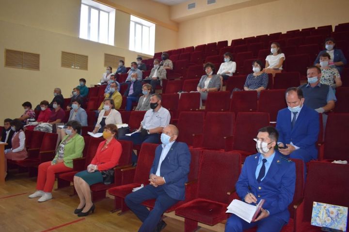 Очередное заседание Совета района в Кайбицах прошло в очном формате