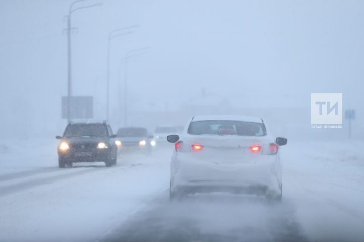 В Татарстане ожидается мокрый снег, метель: ГИБДД просит жителей быть осторожными
