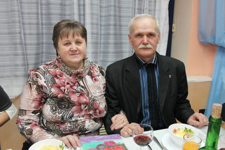 Семья Кирилловых из Большого Подберезья хранит семейные традиции старших поколений и передает их детям