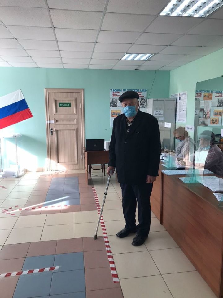 В селе Федоровское Кайбицкого района проголосовал 84-летний житель, который председательствовал УИК четверть века