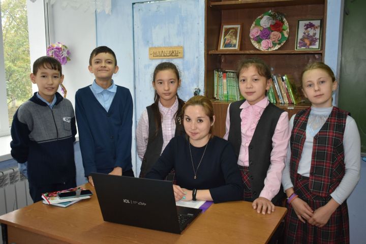 В Куланге работает земский учитель из Челябинской области