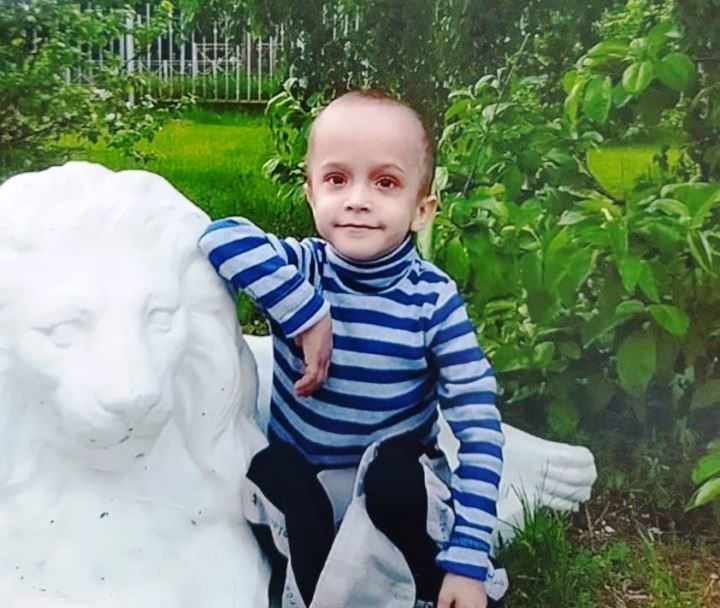 Родители Руслана Гутарова просят о срочной помощи их сыну