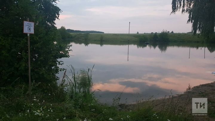 В  Татарстане мужчина пытался переплыть озеро и утонул