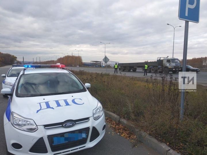«Автодор» предупредил о лишении прав водителей, скрывающих госномер при проезде по М12