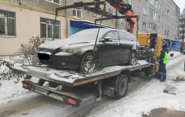 За день приставы Татарстана взыскали с водителей-должников 1,2 млн рублей