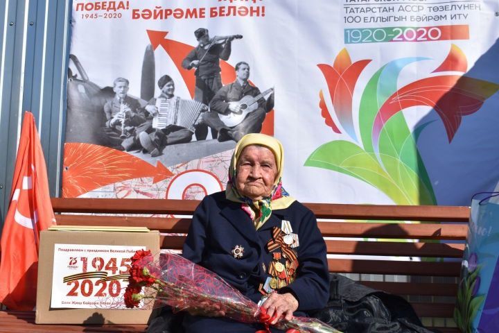 Вечная память героям: Жительница Берлибаш Евдокия Вакатова дошла до Берлина