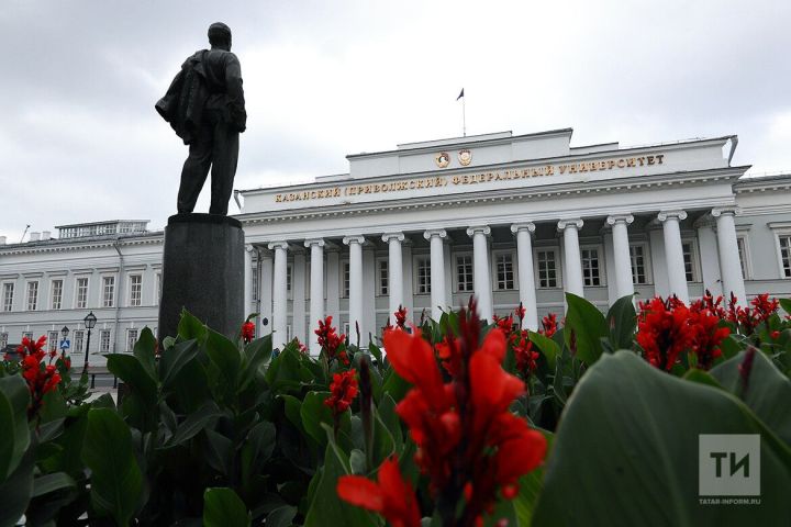 Казанских школьников и их родителей пригласили на день открытых дверей в КГМУ