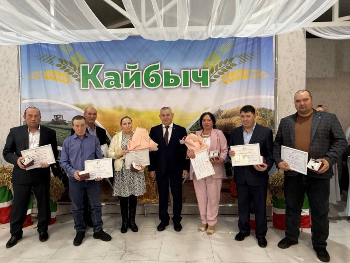 В Кайбицах чествовали героев полей и ферм