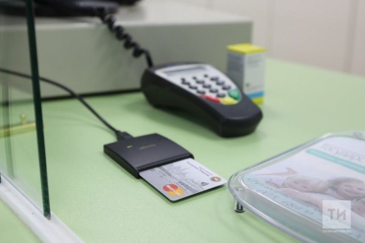 Юрист объяснил, когда банки могут блокировать карты
