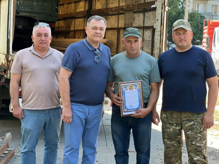 Житель Кайбицкого района передал водоканалу города Рубежного грузовой УАЗ