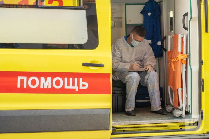 СК начал проверку после нападения жителя Казани на медиков скорой