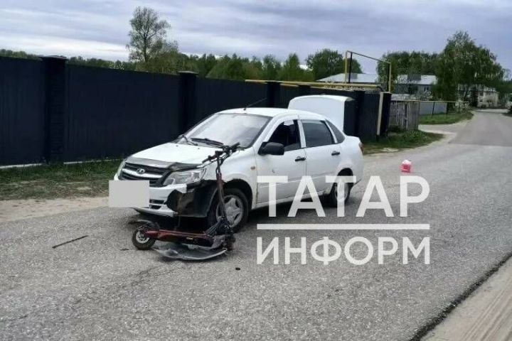 «Я ногу сломал!»: Истошный крик ребенка после ДТП в Татарстане попал на видео